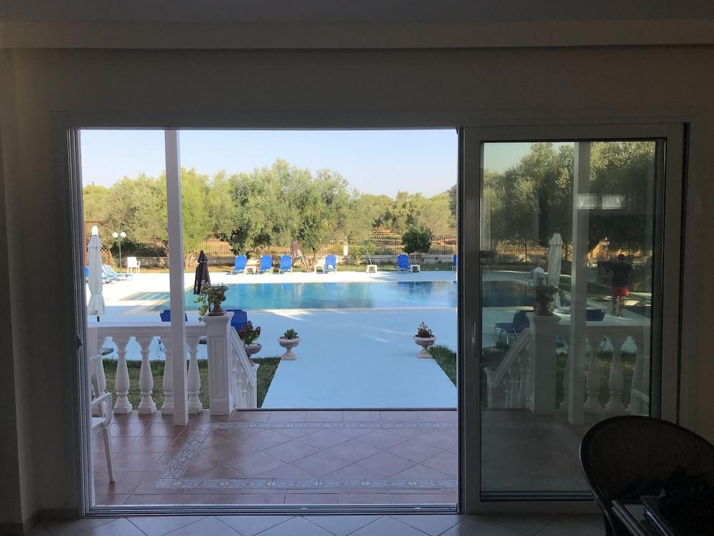 Ai Helis Resort Svoronata Luaran gambar