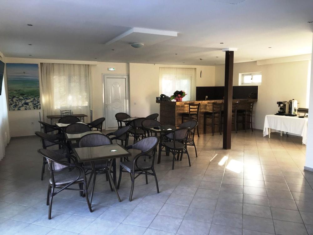 Ai Helis Resort Svoronata Luaran gambar