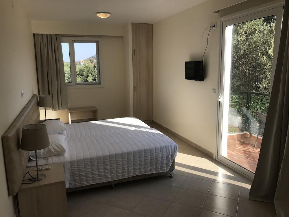 Ai Helis Resort Svoronata Luaran gambar